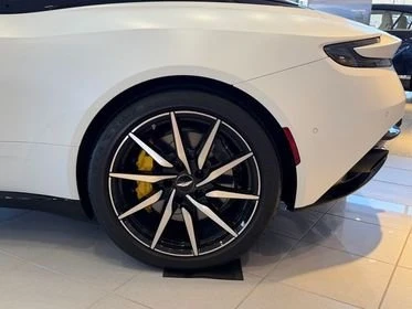 2023 Aston Martin DB11 - Image 12 of 19