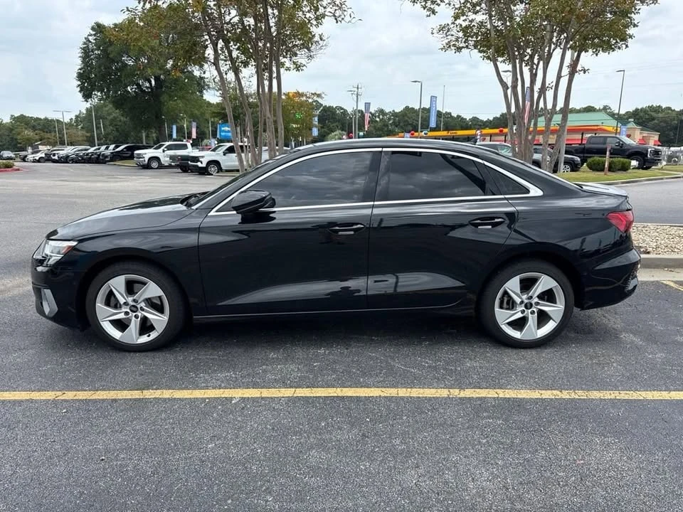 2023 Audi 8Y A3 - Image 2 of 2