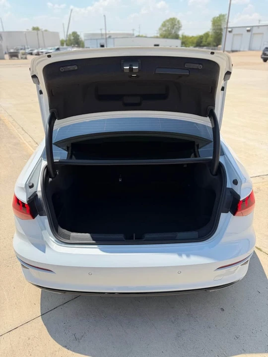 2023 Audi 8Y A3 - Image 7 of 17