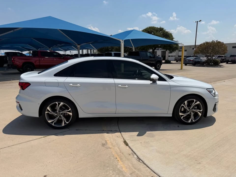 2023 Audi 8Y A3 - Image 4 of 17