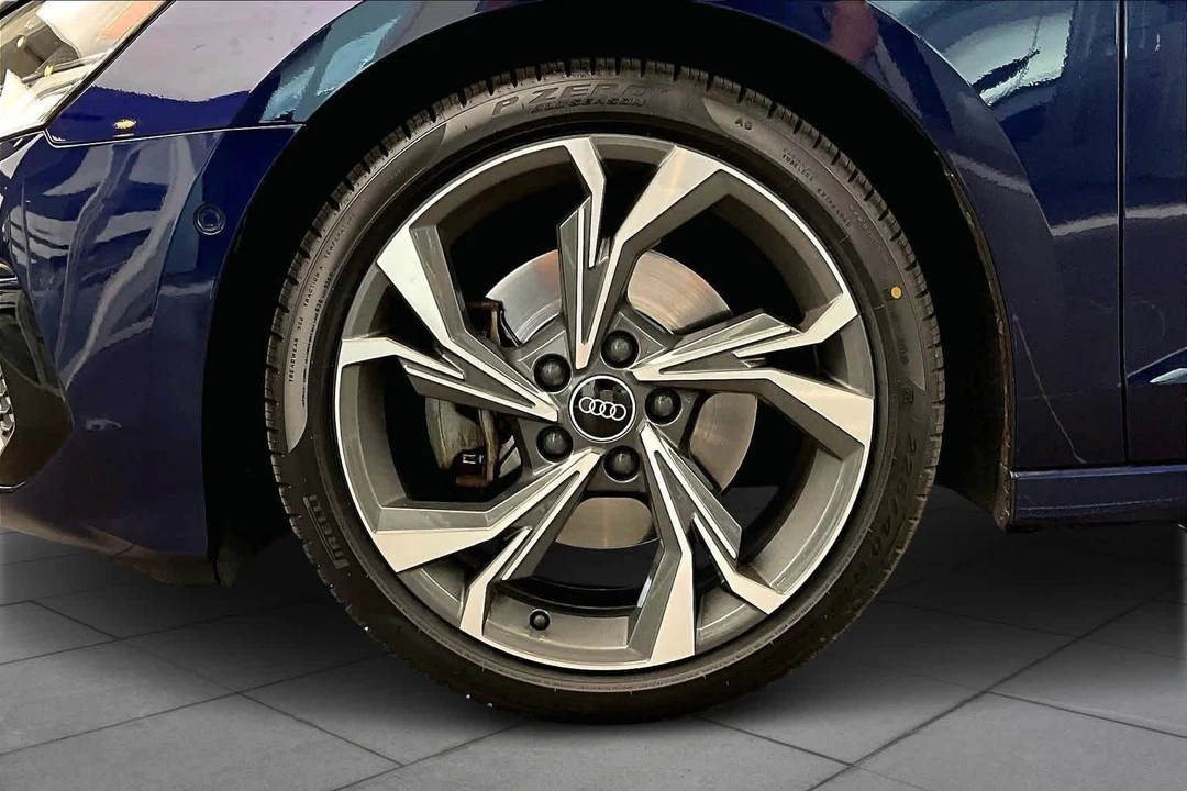 2023 Audi 8Y A3 - Image 10 of 12