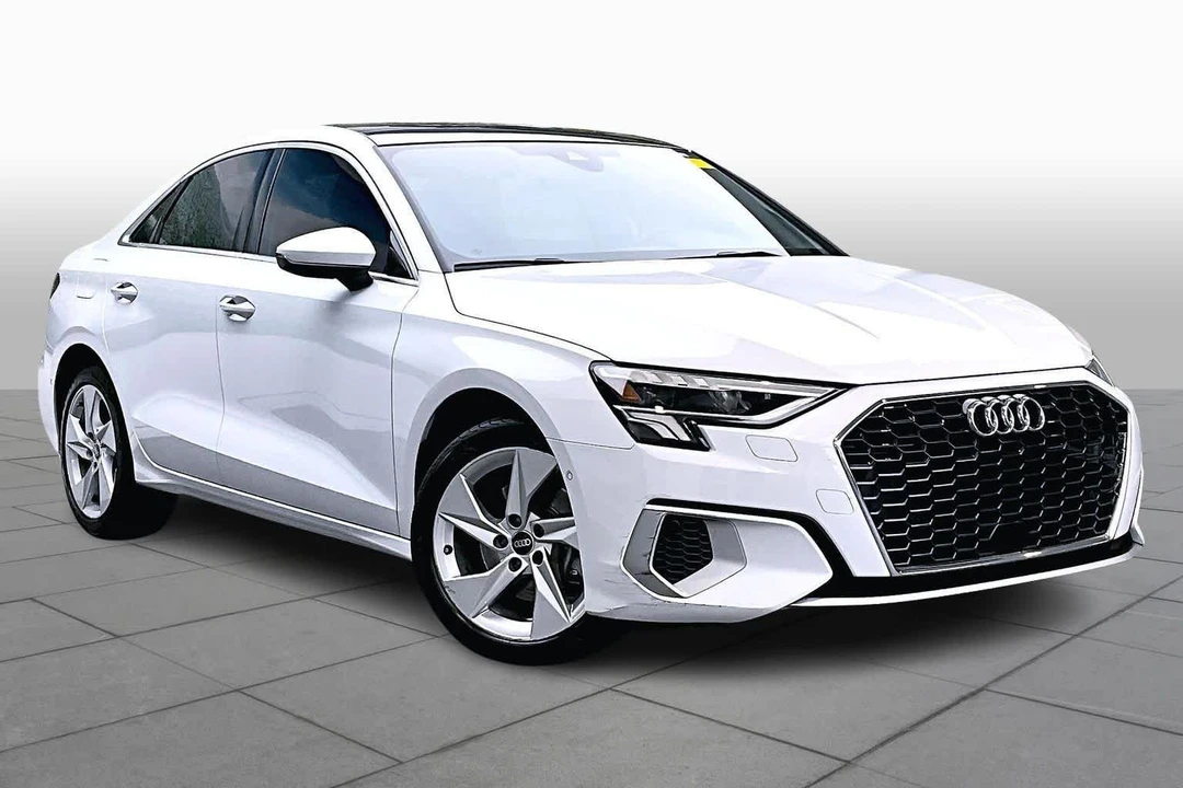 2023 Audi 8Y A3 - Image 3 of 12