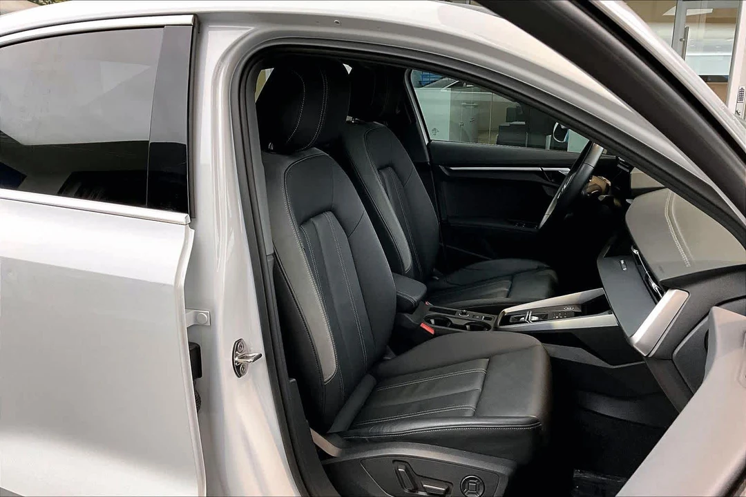 2023 Audi 8Y A3 - Image 9 of 12