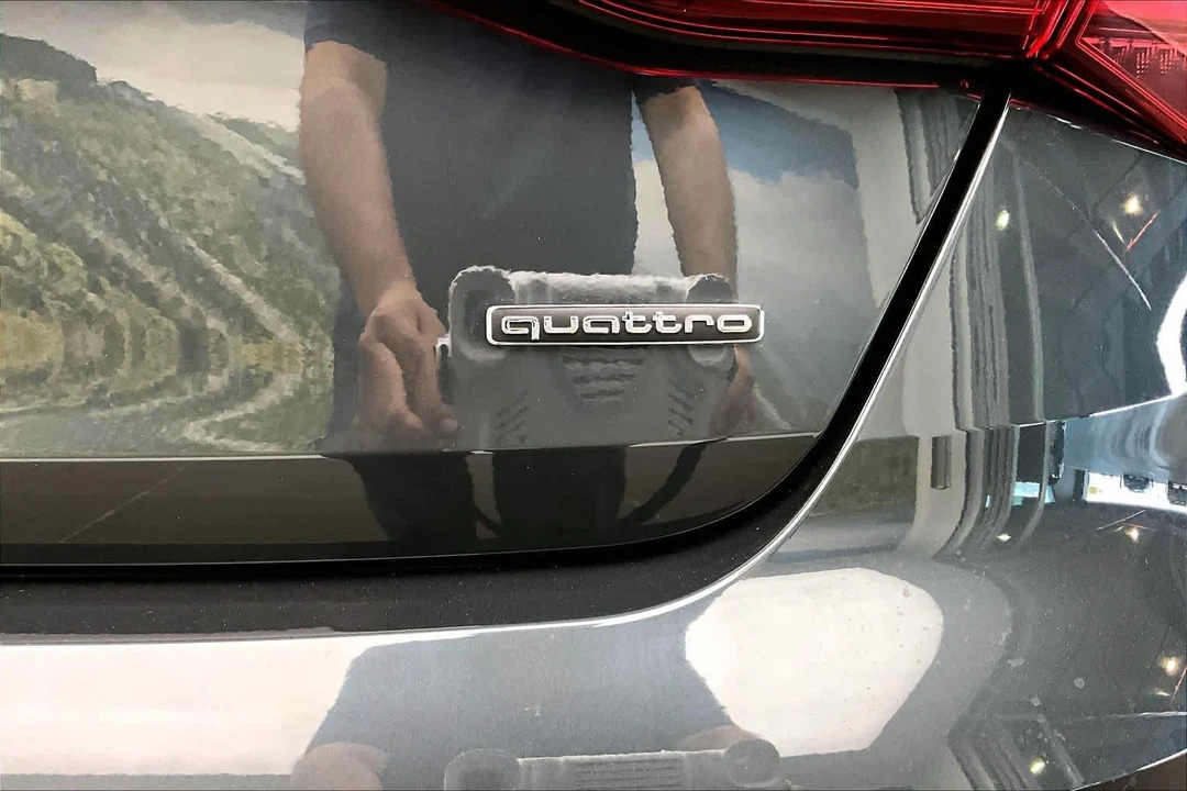 2023 Audi 8Y A3 - Image 10 of 12