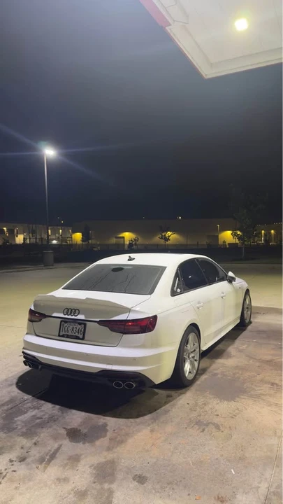 2023 Audi B9 A4 - Image 4 of 6