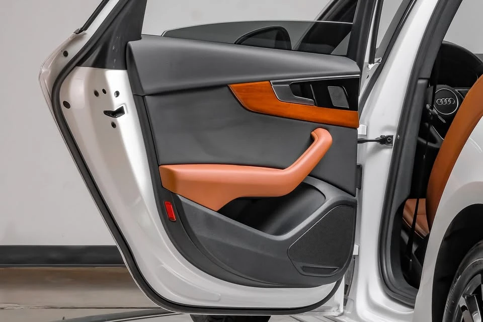 2023 Audi B9 A4 - Image 14 of 20