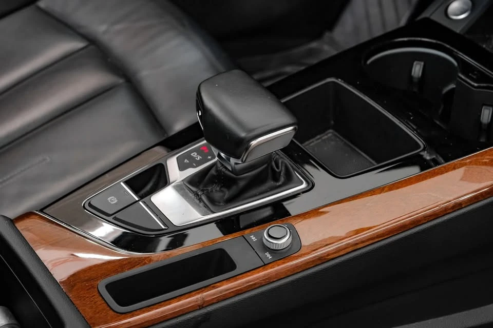 2023 Audi B9 A4 - Image 13 of 20