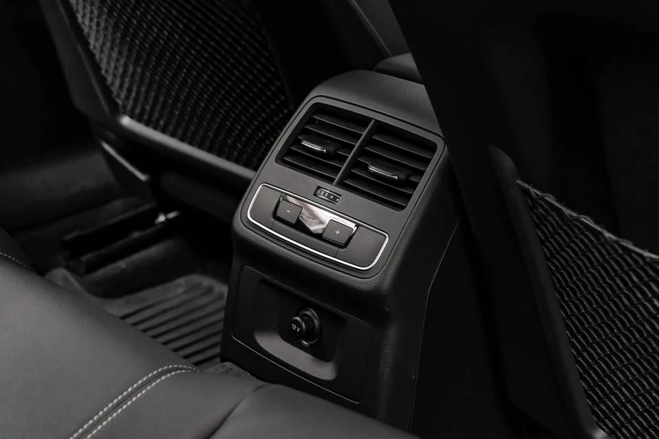 2023 Audi B9 A4 - Image 8 of 20