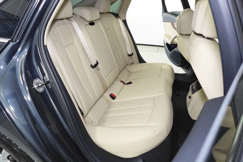 2023 Audi B9 A4 - Image 18 of 19