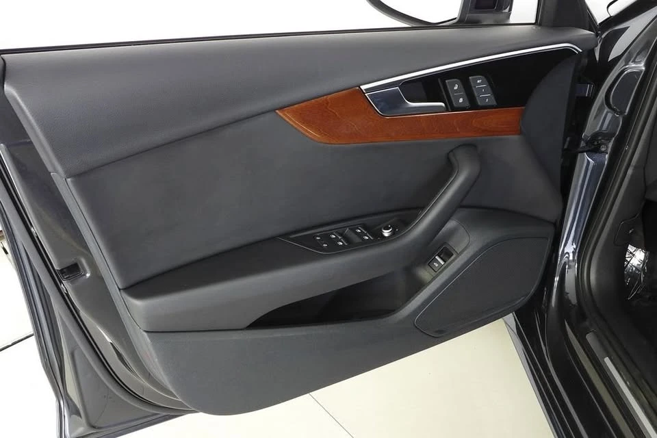 2023 Audi B9 A4 - Image 8 of 12