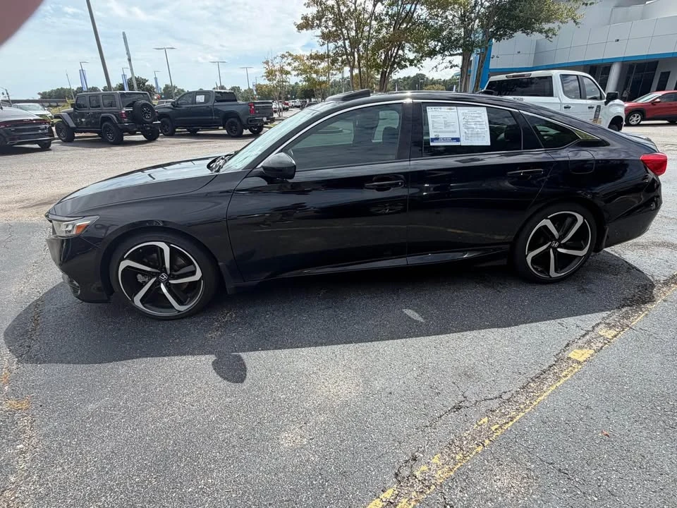 2023 Audi B9 A4 - Image 2 of 4