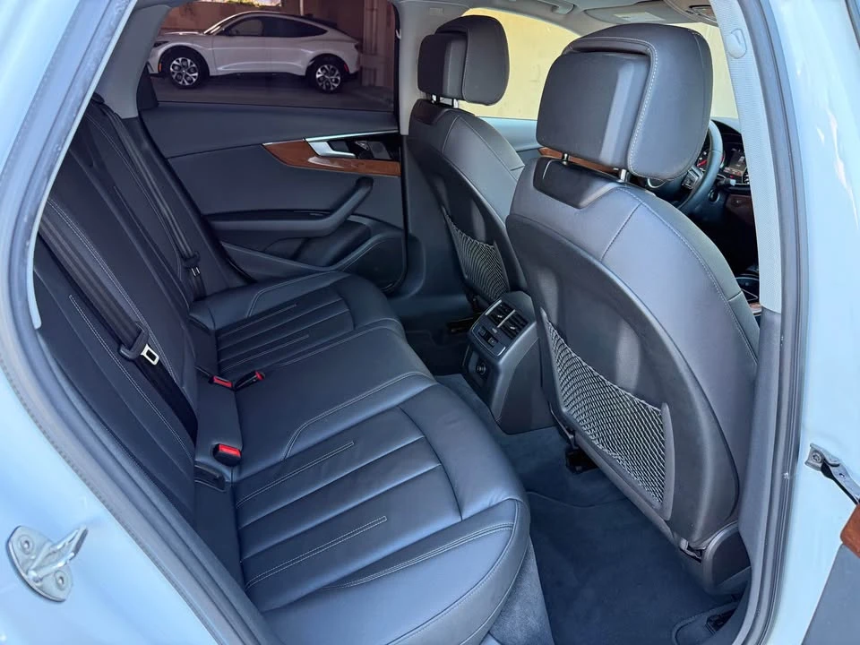 2023 Audi B9 A4 - Image 9 of 10