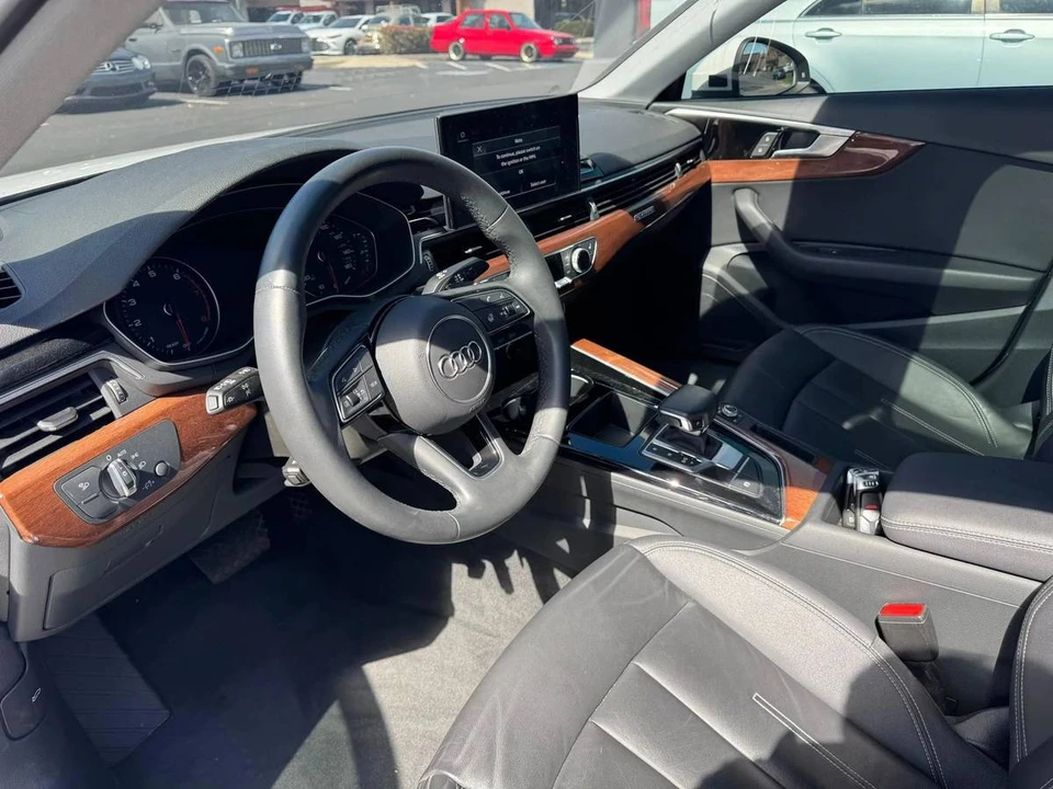 2023 Audi B9 A4 - Image 9 of 14