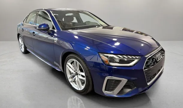 2023 Audi A4 45 S line Premium