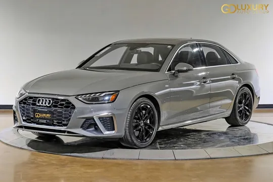 2023 Audi A4 45 S line Premium Plus