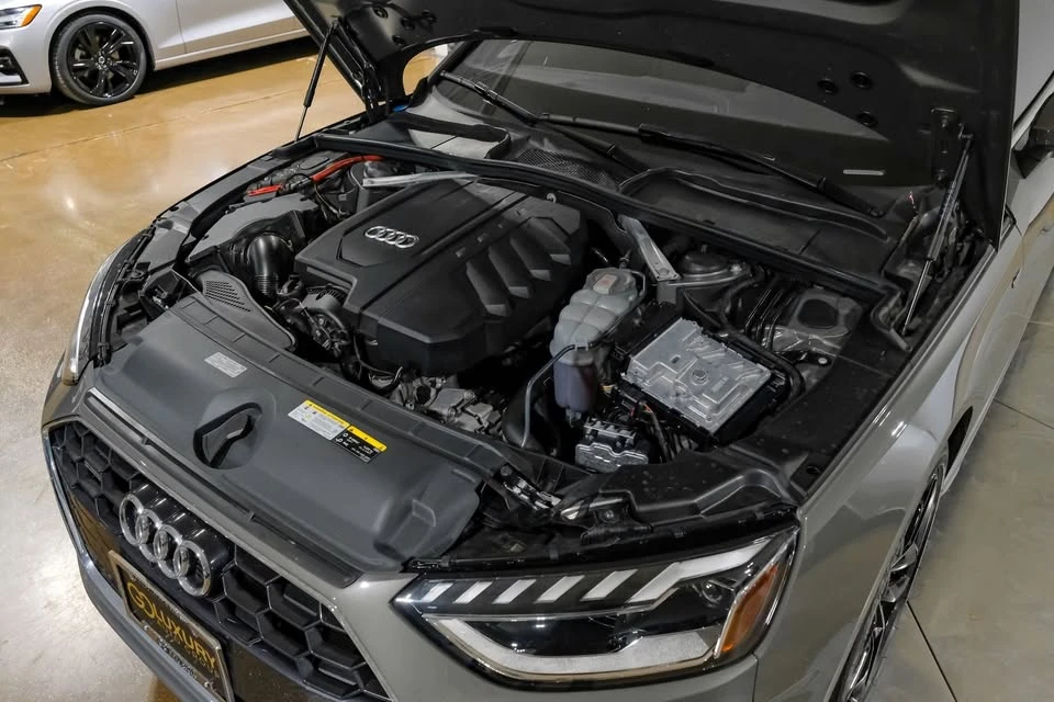 2023 Audi B9 A4 - Image 12 of 20