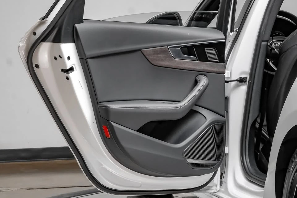 2023 Audi B9 A4 - Image 11 of 20