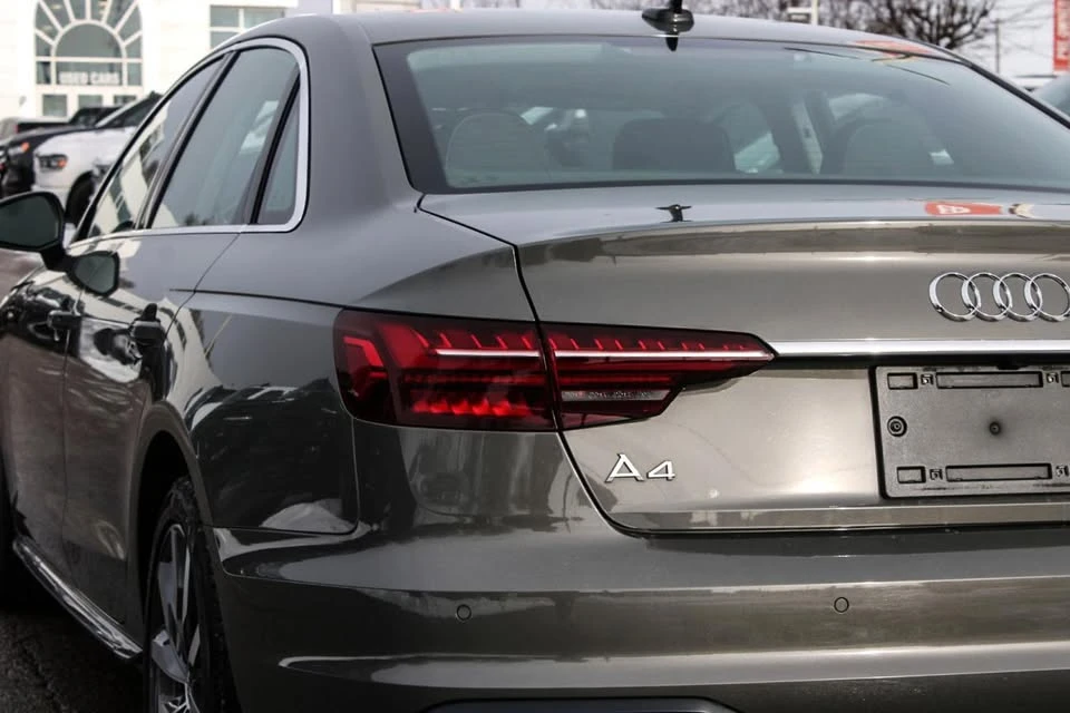 2023 Audi B9 A4 - Image 9 of 10