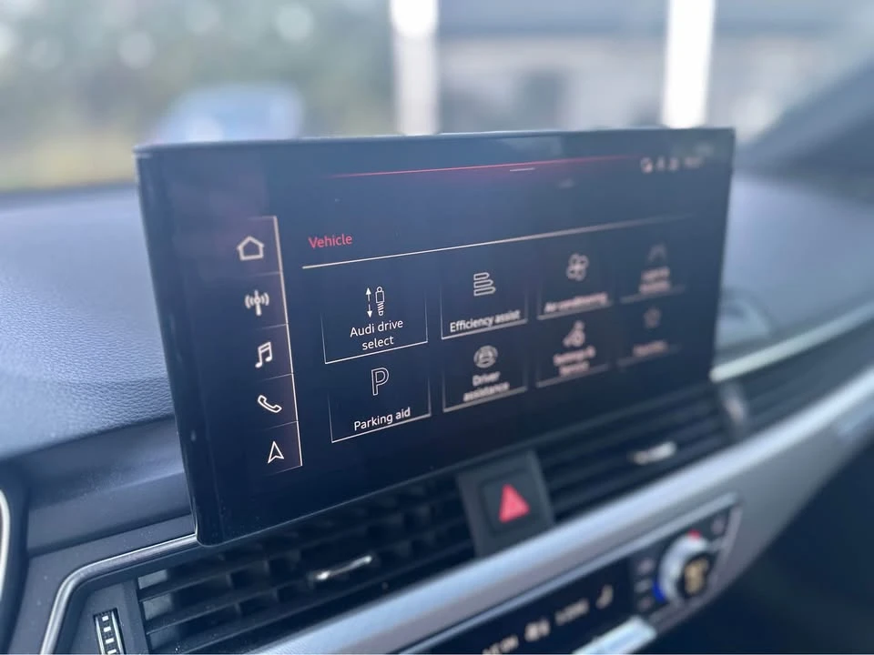 2023 Audi B9 A4 - Image 14 of 20