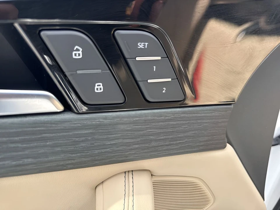 2023 Audi B9 A4 - Image 11 of 21
