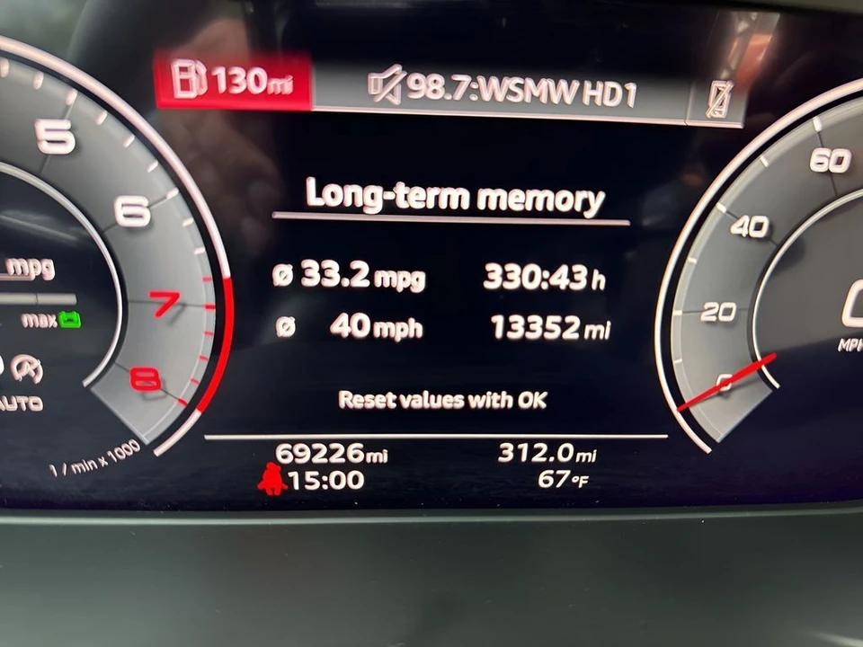 2023 Audi B9 A4 - Image 27 of 31