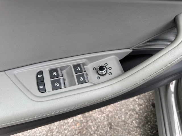2023 Audi B9 A4 - Image 11 of 12