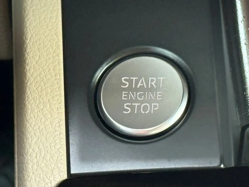 2023 Audi B9 A4 - Image 16 of 17