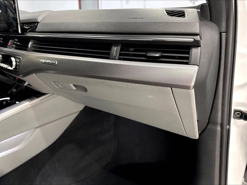 2023 Audi B9 A4 - Image 16 of 19