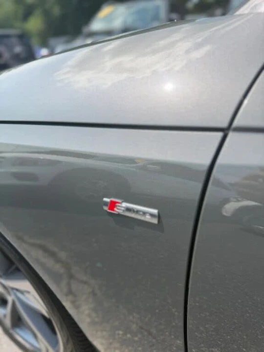 2023 Audi B9 A4 - Image 9 of 19