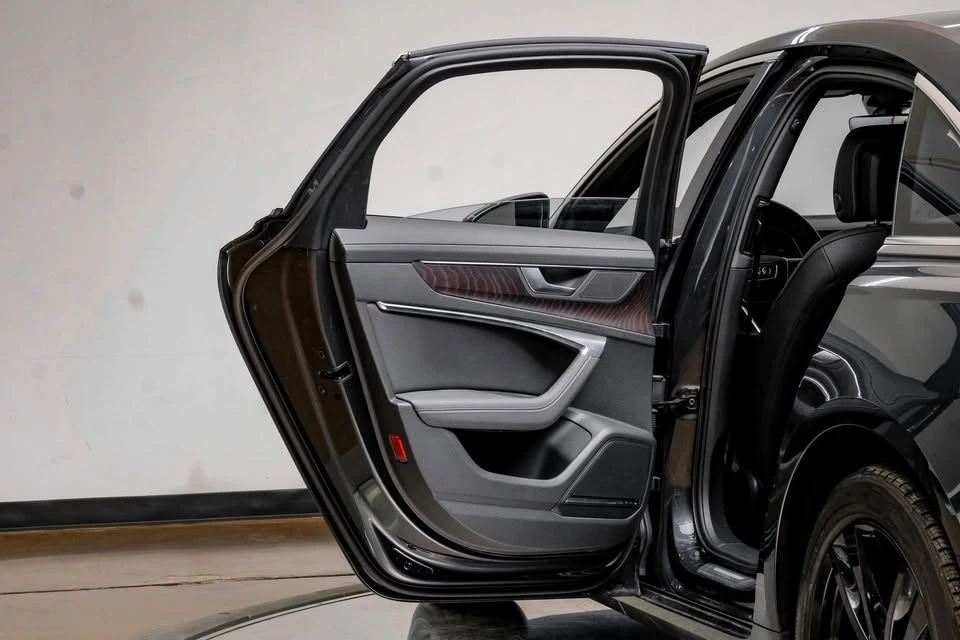 2023 Audi C8 A6 - Image 16 of 20
