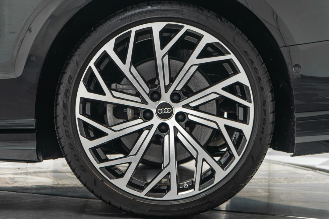 2023 Audi D5 A8 - Image 11 of 21