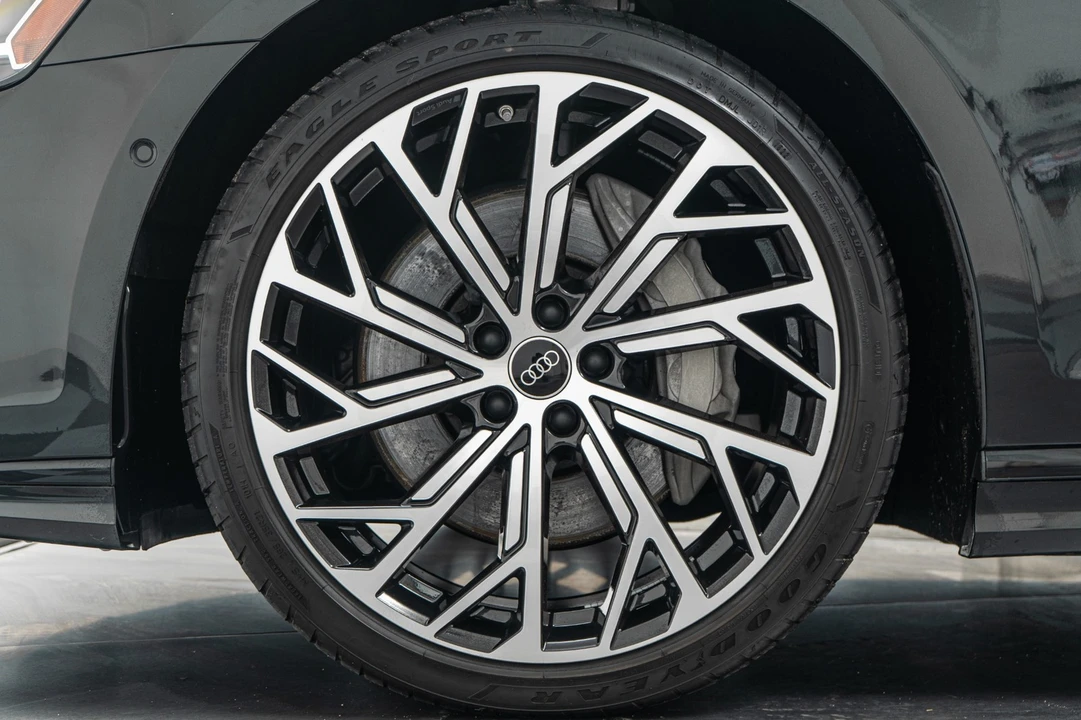 2023 Audi D5 A8 - Image 10 of 21