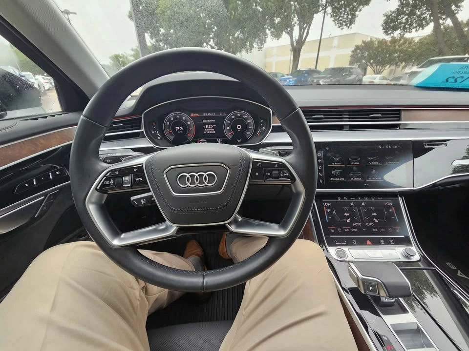 2023 Audi D5 A8 - Image 10 of 19