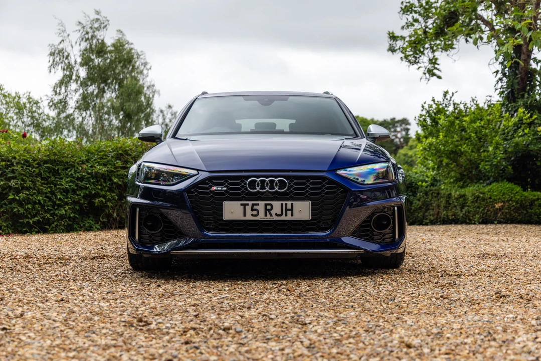 2023 Audi B9 RS4 - Image 2 of 31
