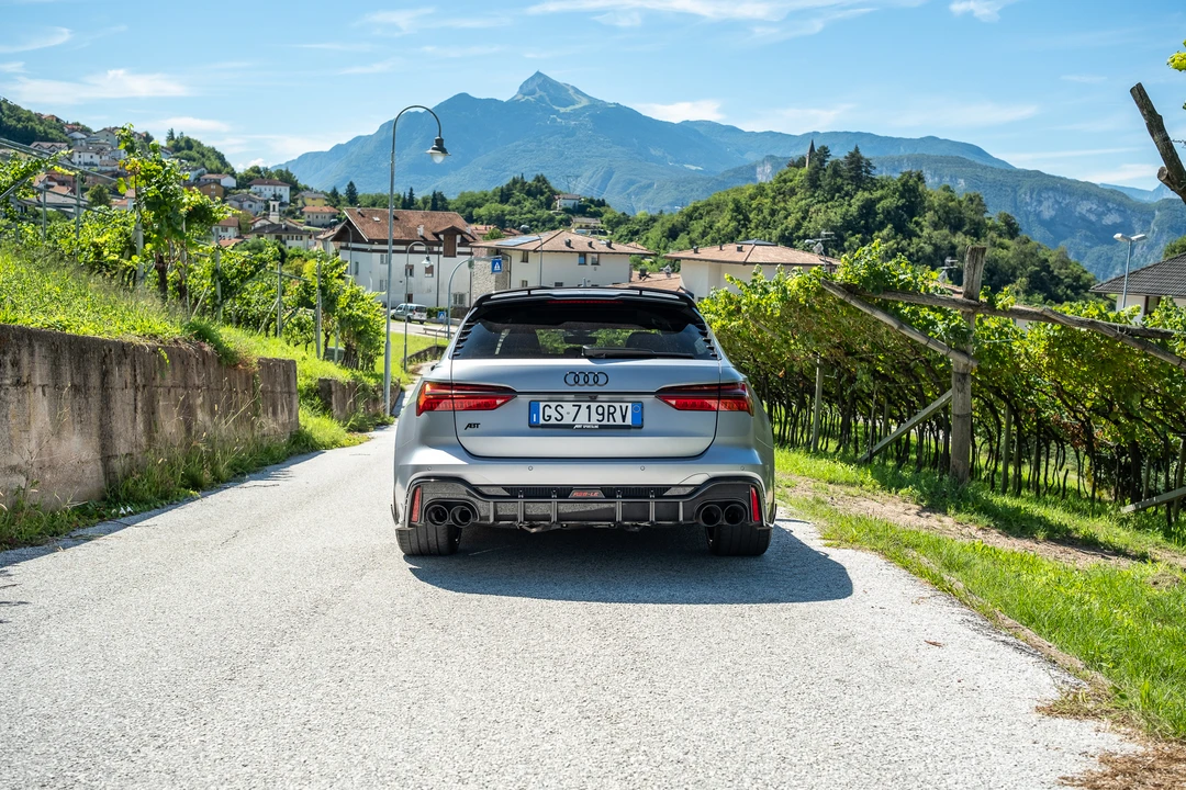2023 Audi C8 RS6 - Image 5 of 31