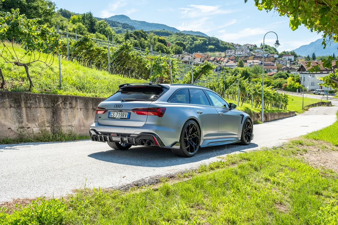 2023 Audi C8 RS6 - Image 4 of 31