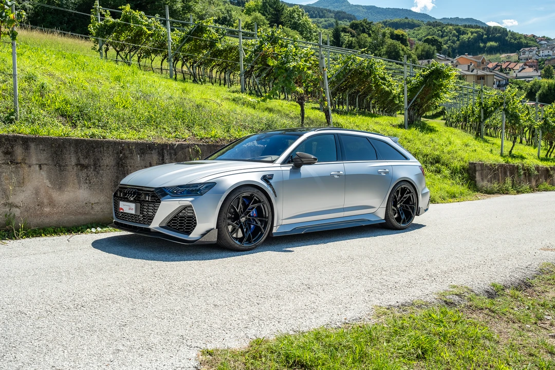 2023 Audi C8 RS6 - Image 7 of 31