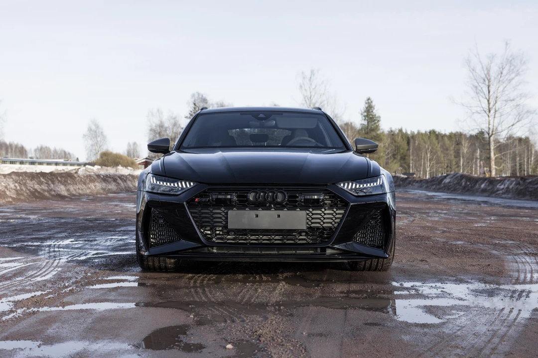 2023 Audi C8 RS6 - Image 2 of 31