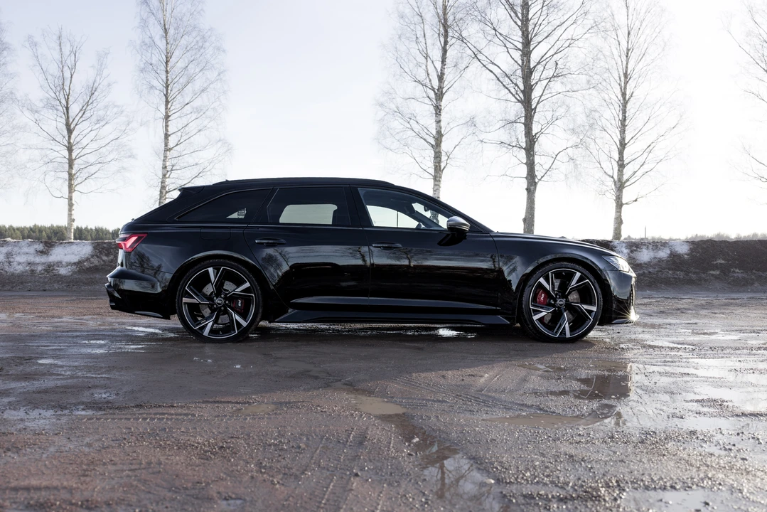 2023 Audi C8 RS6 - Image 4 of 31