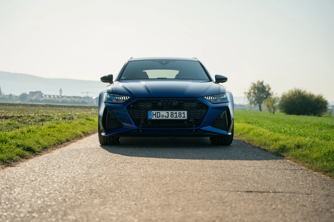 2023 Audi C8 RS6 - Image 2 of 31