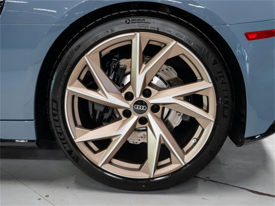 2023 Audi Coupe & Cabriolet - Image 19 of 31