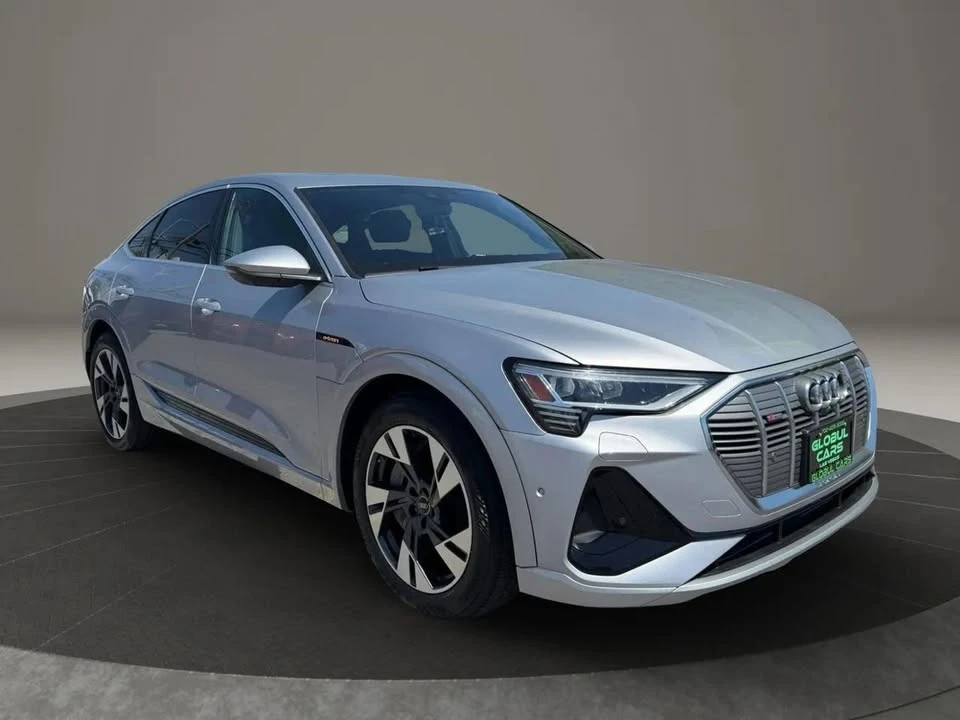 2023 Audi e-tron - Image 2 of 15