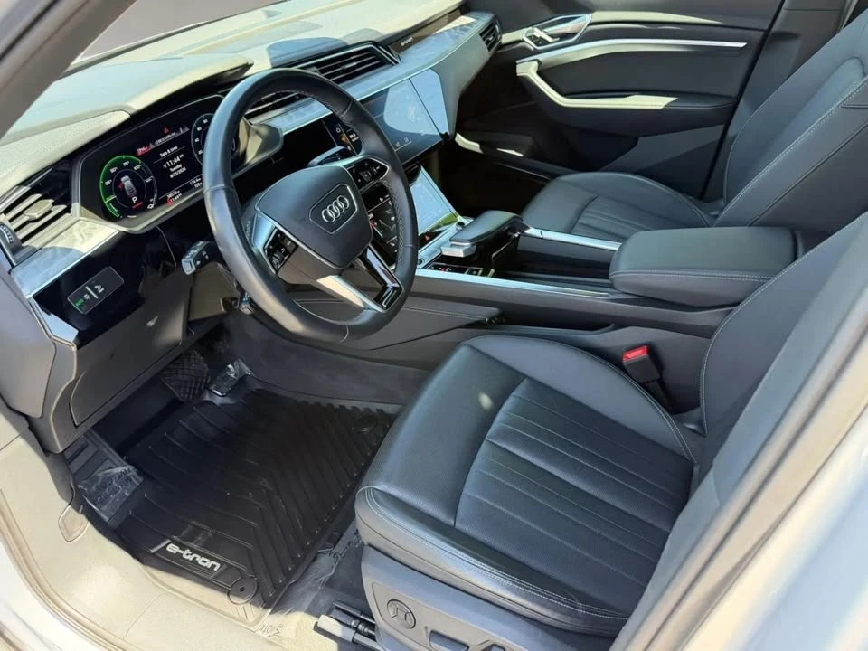 2023 Audi e-tron - Image 9 of 15