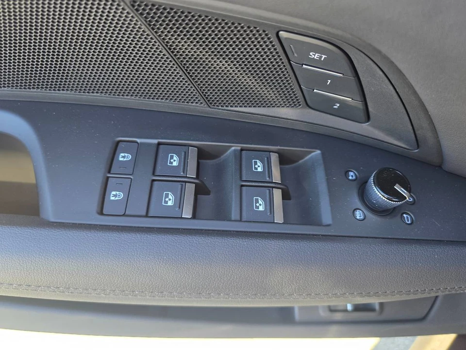 2023 Audi e-tron GT - Image 22 of 24