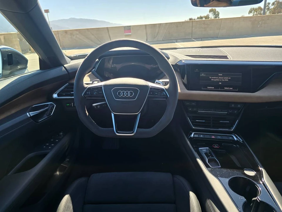 2023 Audi e-tron GT - Image 15 of 24