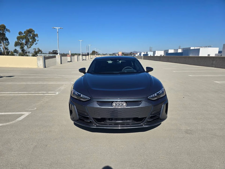 2023 Audi e-tron GT - Image 5 of 24