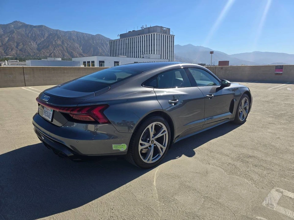 2023 Audi e-tron GT - Image 3 of 24
