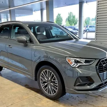 2023 Audi Q3 Komfort