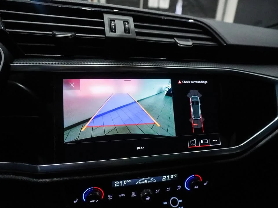 2023 Audi F3 Q3 - Image 9 of 11