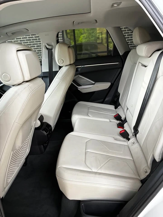 2023 Audi F3 Q3 - Image 3 of 3